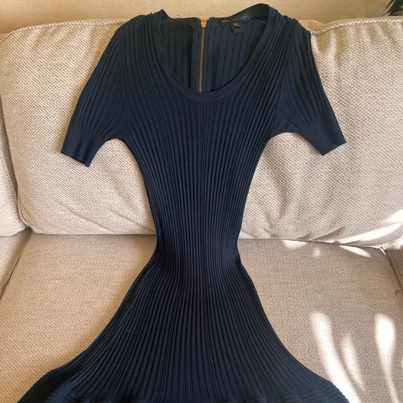 Marc By Marc Jacobs Dresses & Skirts - Marc By Marc Jacobs Women’s Short Sleeve Stretch Form Fitting Dress Size L Blue